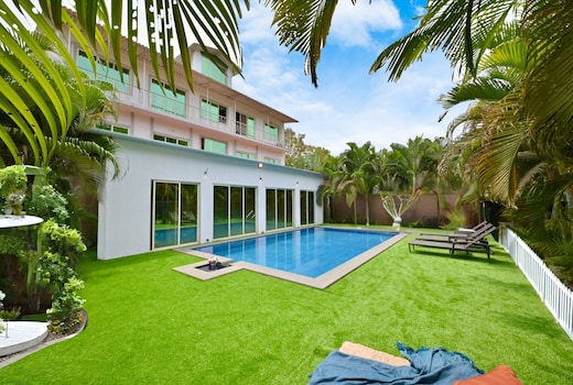 Eko Stay | Casa Royale 6 BHK Pool Villa
