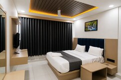 Hotel Hills, Ahmedabad
