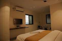 Hotel KS Executive, Wadgaon