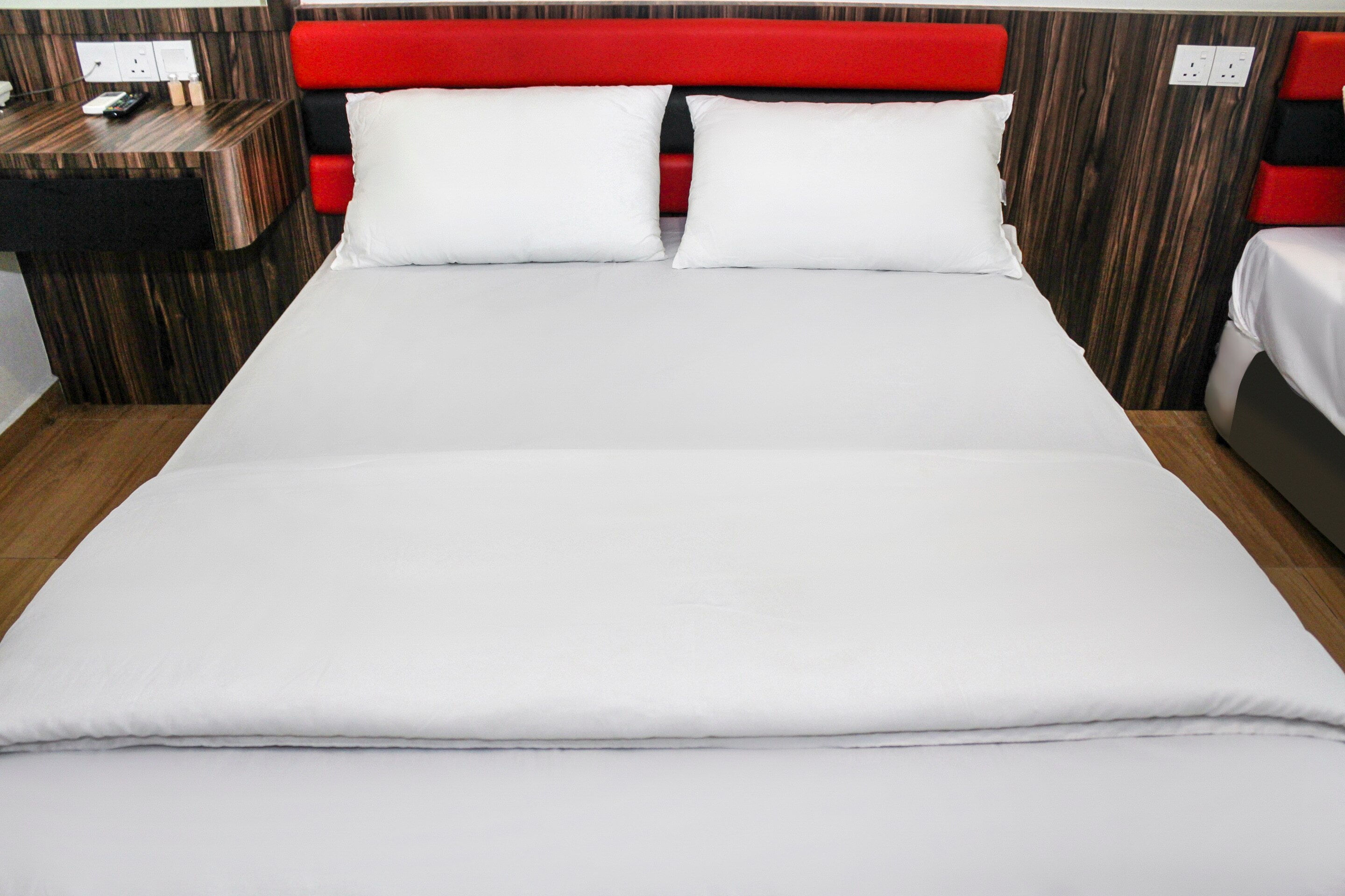 OYO 90027 Happy Hotel - Tap to explore photos