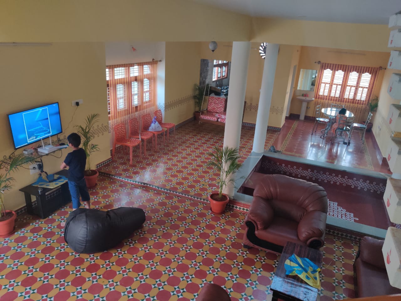 Benyan Breeze Homestay - Tap to explore photos