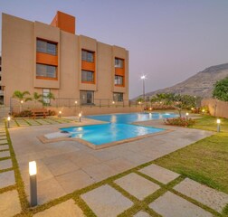Swimming Pool 1