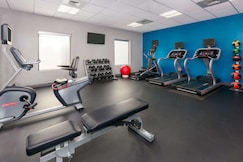 Hampton Inn & Suites Winston-Salem/University Area, Forsyth, North Carolina