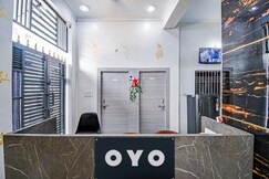 Hotel O A.V.S, Bihar Sharif