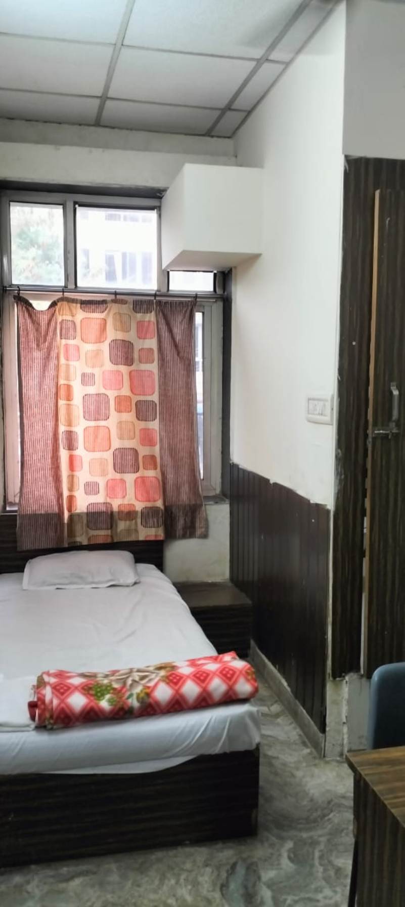 Hotel shiv shakti - Tap to explore photos