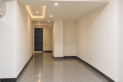 Mauryan Stay Near Yashobhoomi, Delhi