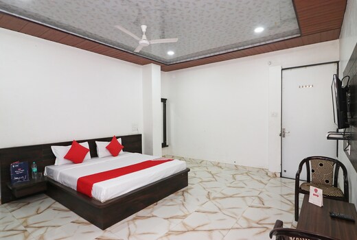 Hotel O Nandini