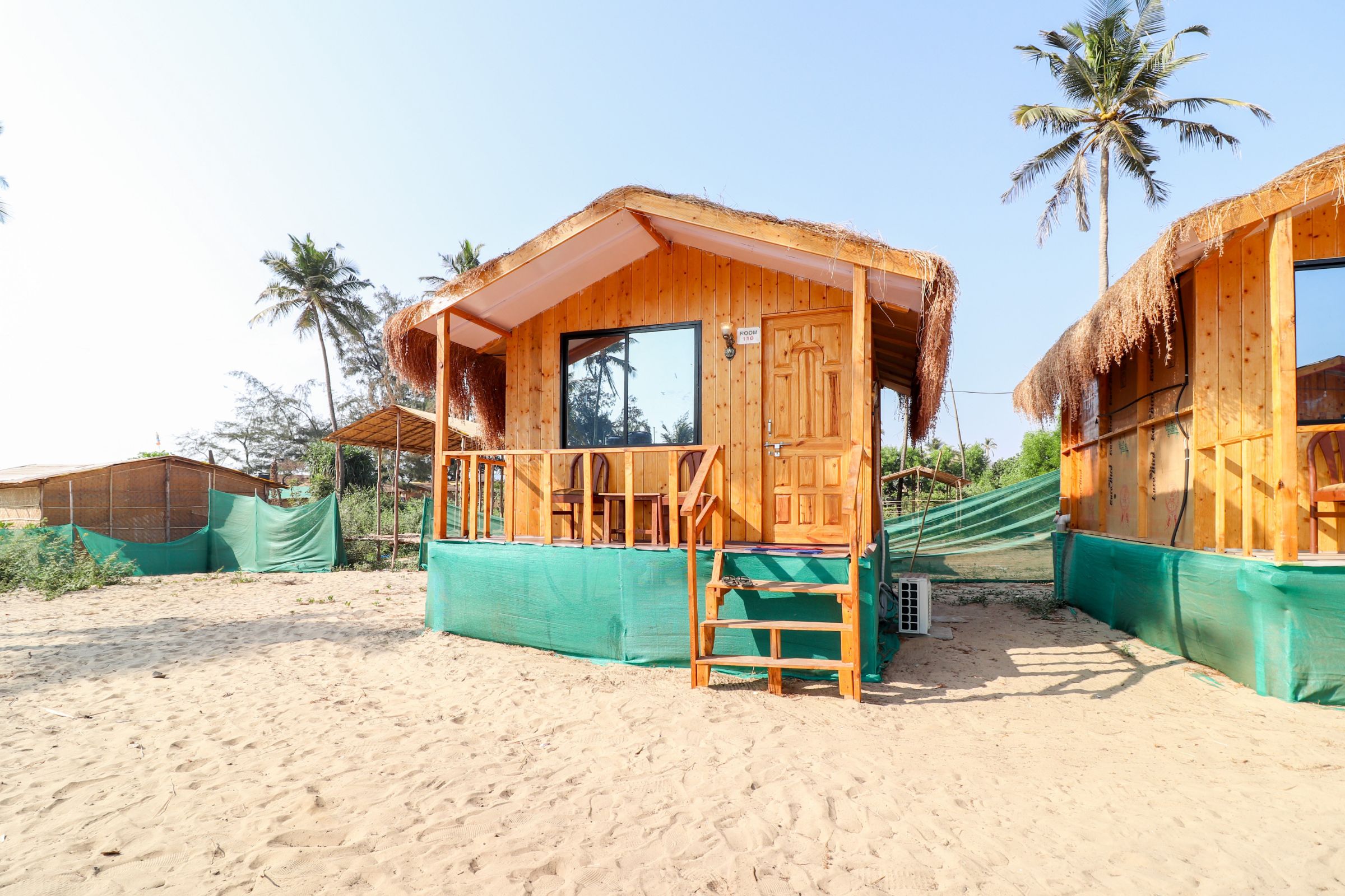 The Hangout Goa Inr 242 Off 1000 Beach Hut