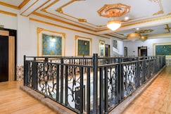 SPOT ON The Green Palace, Malda