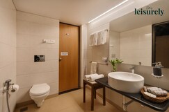 StayLeisurely Peace Lily Cottage Karjat, Neral