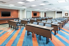 Hampton Inn & Suites by Hilton Marshalltown, Marshall, Iowa