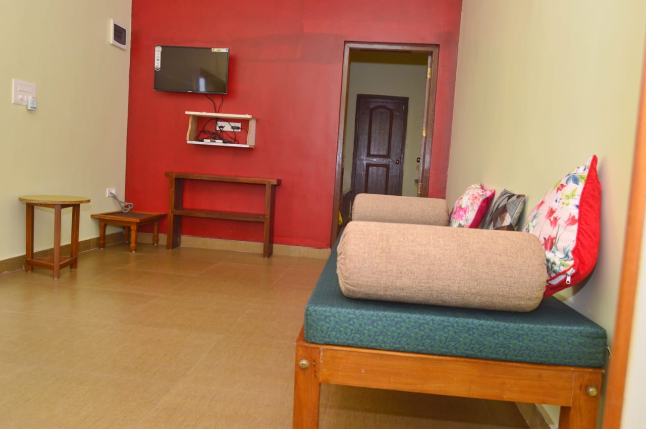 Puttamuthu Homestay - Tap to explore photos