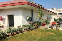 The Desire Hostel | Rooms & Dorms, Delhi