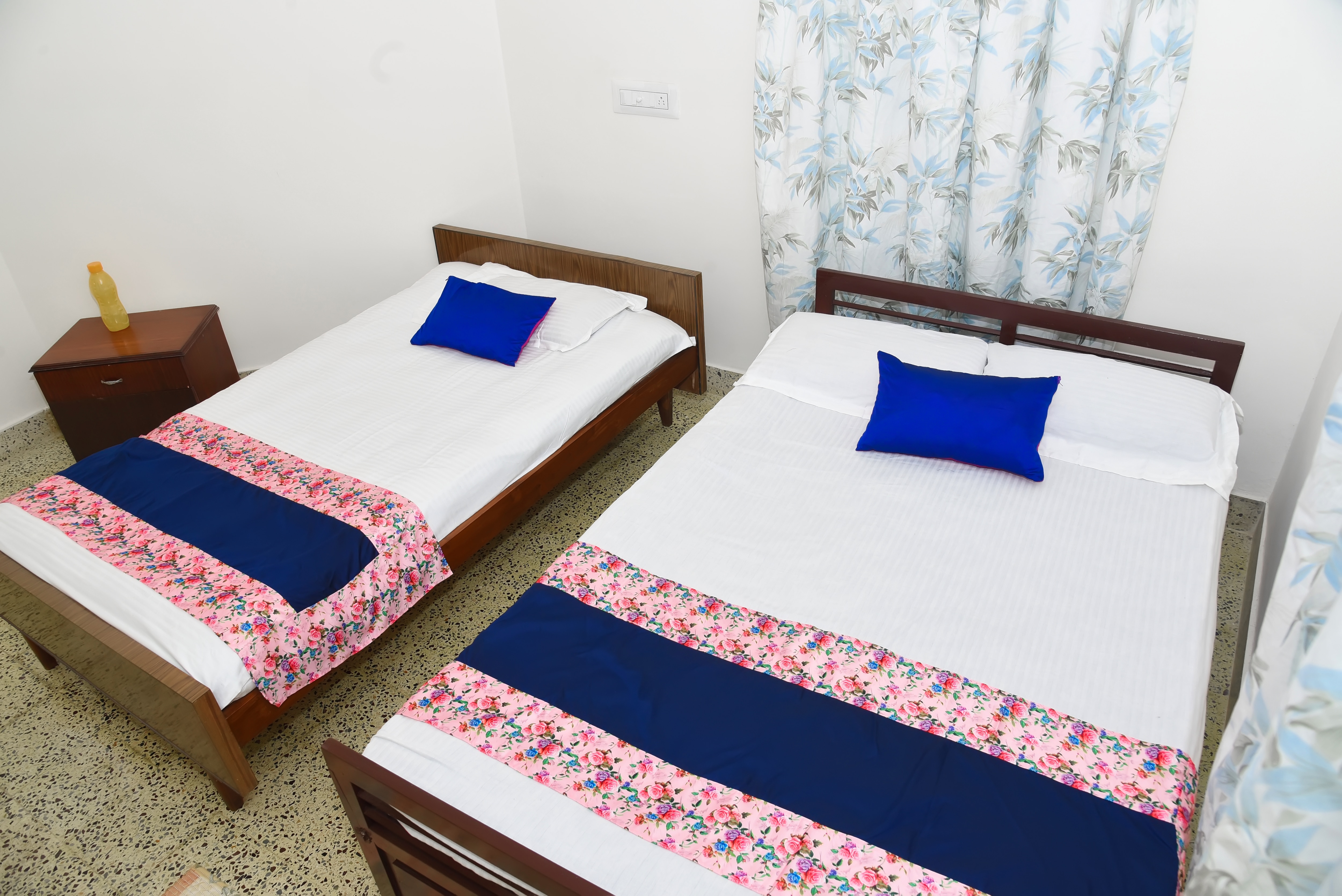 Hill Top Homestay - Tap to explore photos