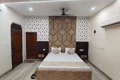 Hotel Raj Palace, Aligarh
