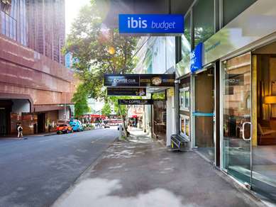 ibis Budget Auckland Central - Tap to explore photos