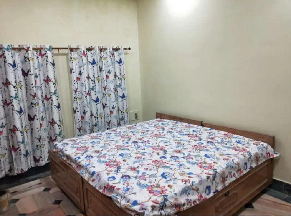 MISIRPOKHRA ACCOMMODATION - Tap to explore photos