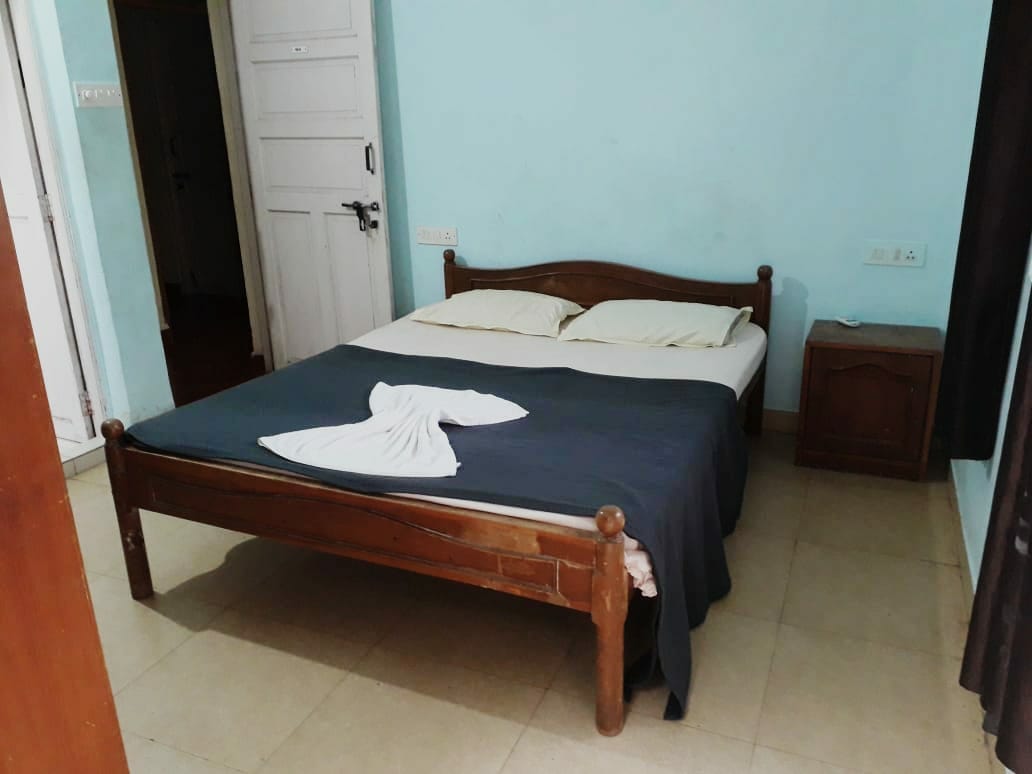 Preeti Mansion Guest House - Tap to explore photos