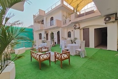 Hotel Signature Luxe Inn, Delhi