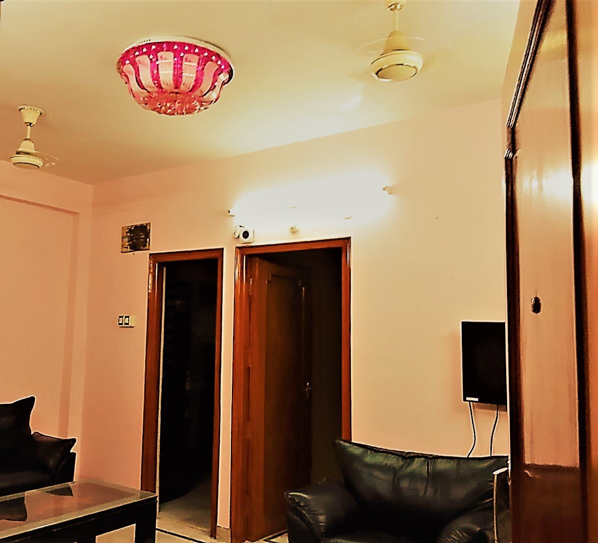 Lovely Entire 2BR Apartment | Near Temples and Ghats - Tap to explore photos
