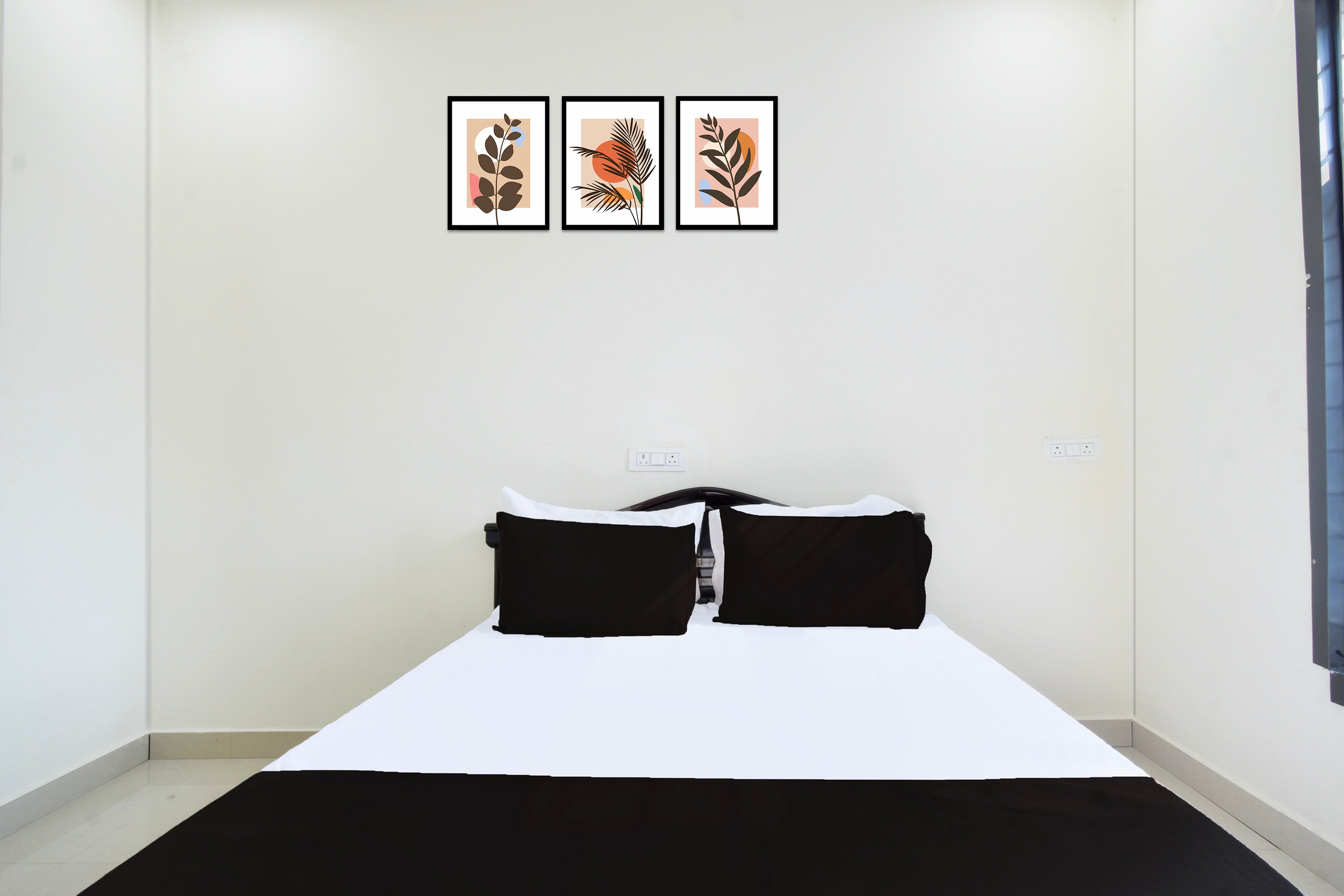 Hotel O RKS Nearby Narsingi, Kokapet, and Neknampur - Tap to explore photos
