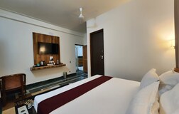 Deluxe Room with Kitchen