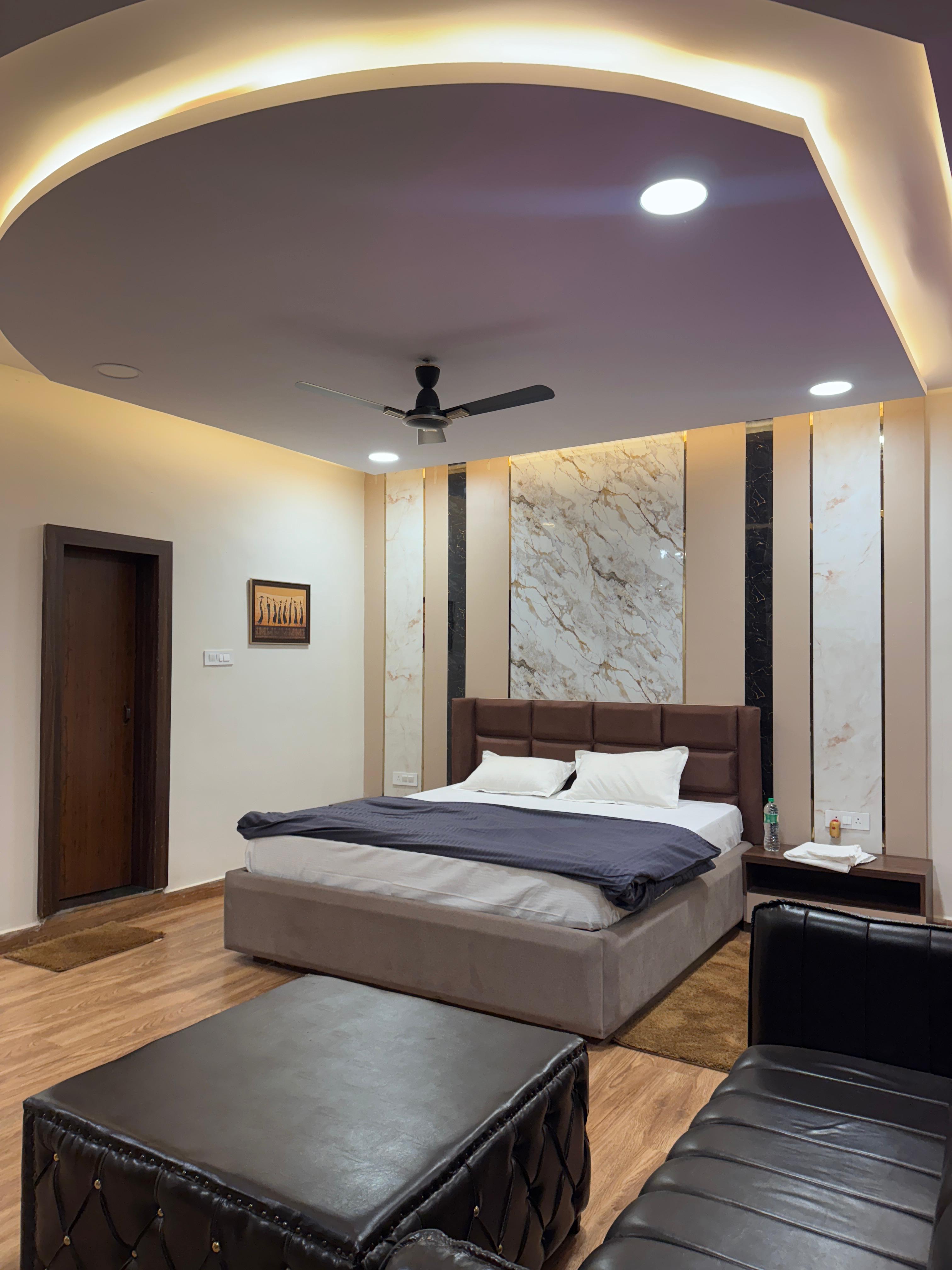 HOTEL VRINDAVAN IMPERIAL - Tap to explore photos