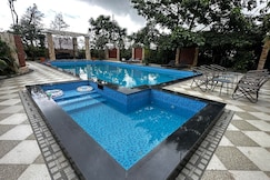 Aayushi Resorts, Harda