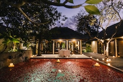 Kayumanis Nusa Dua Private Villas & Spa, بالي