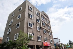 HOTEL OM GRAND AND OM CONVENTION, Repalle