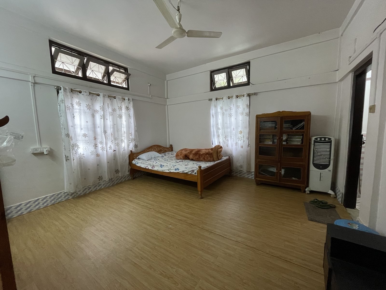 Hill Top Homestay - Tap to explore photos