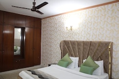 Awasthi Kozi Stays closest to VFS, Delhi