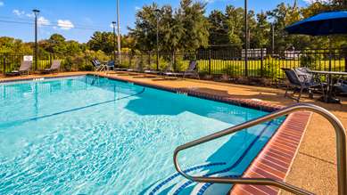 Best Western Plus Longview - University Hotel