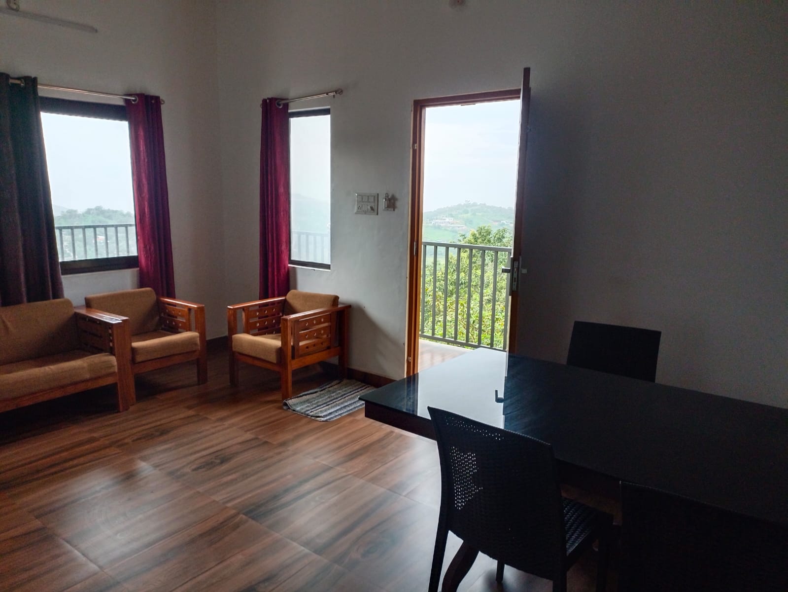 Mercymol Homestay - Tap to explore photos