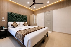 Hotel Satwah Near Nizamuddin Railway Station by TRIINDIA Hospitality, Meerut