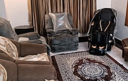 MASSAGE CHAIR