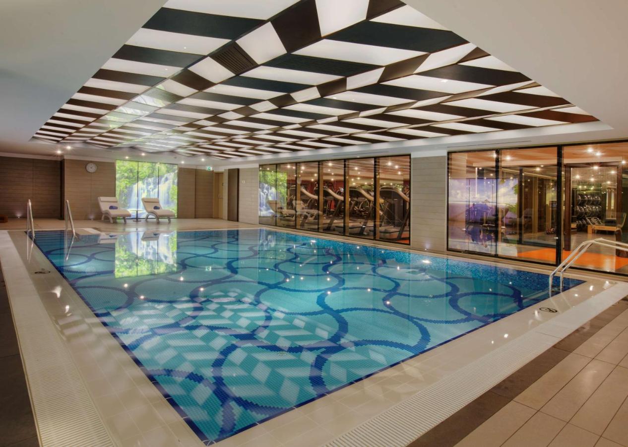 DoubleTree by Hilton Istanbul Avcilar - Tap to explore photos