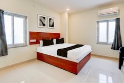 Super Hotel O RB Classic Inn, Karimnagar