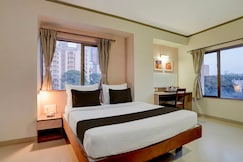 Super Townhouse Oak Pune Railway Station Formerly Kapil Residency, Pune