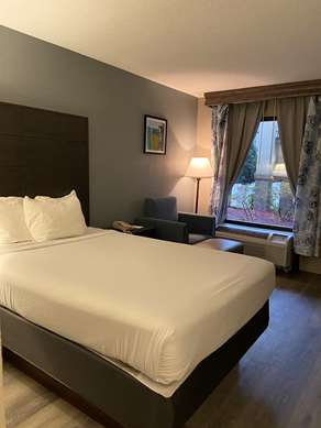 Best Western Pinehurst Inn - Tap to explore photos