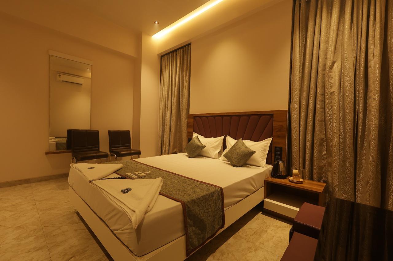Deluxe Room 1