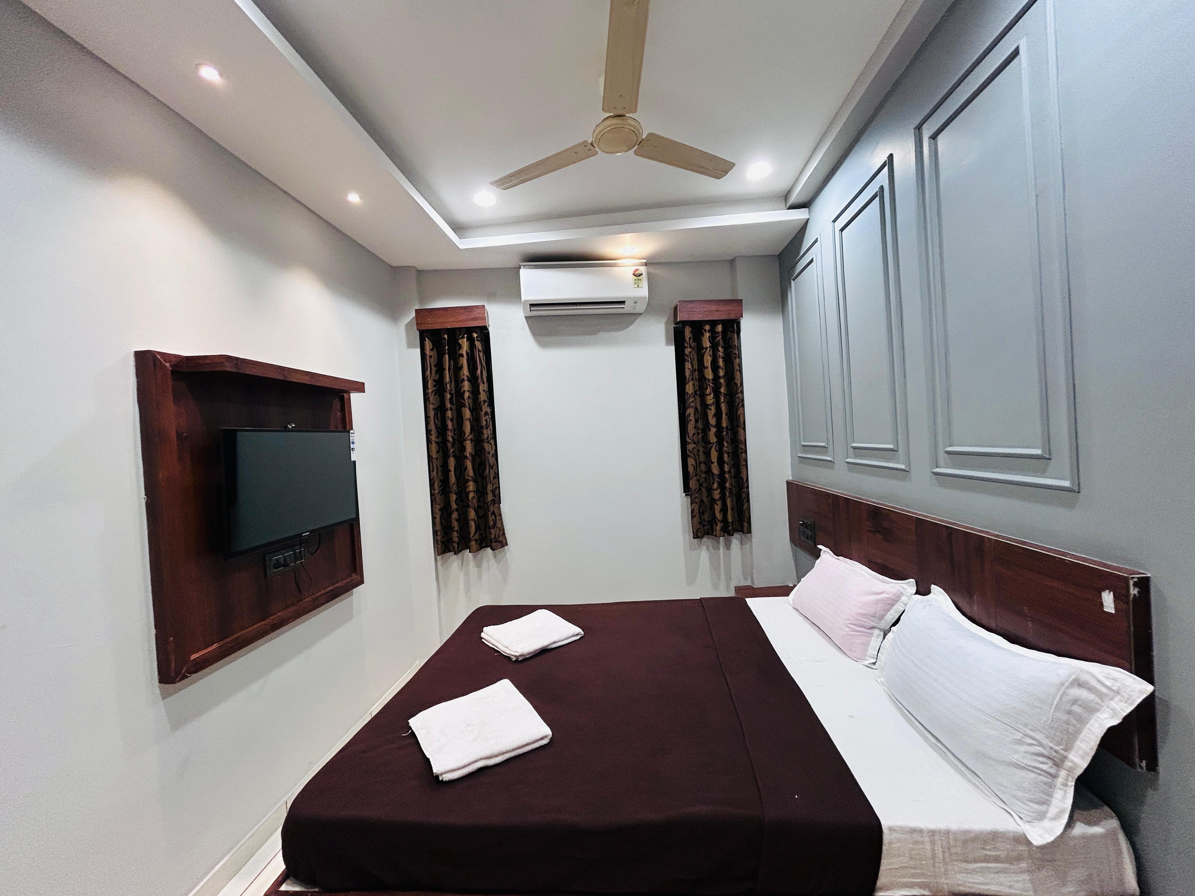 Hotel Majestic, Kolhapur