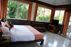 Village Machaan (Division Of V Village Resorts Pvt Ltd), Gondia