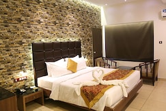Hotel Merlin International, Thrissur