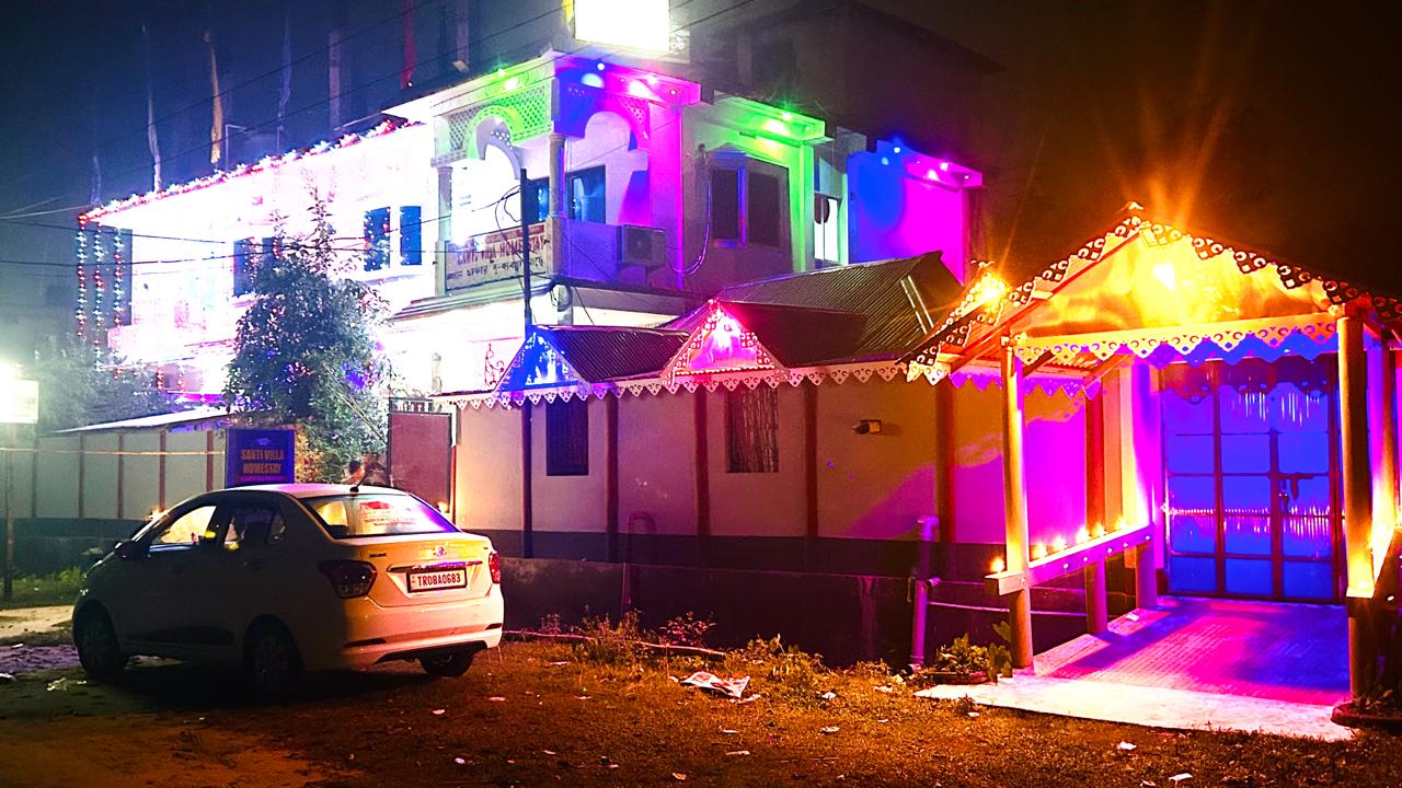 Santi Villa Homestay - Tap to explore photos