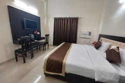 Hotel J P Palace, Kushinagar