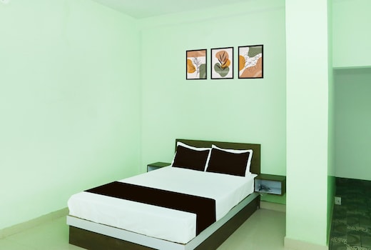 Hotel O Royal Residency