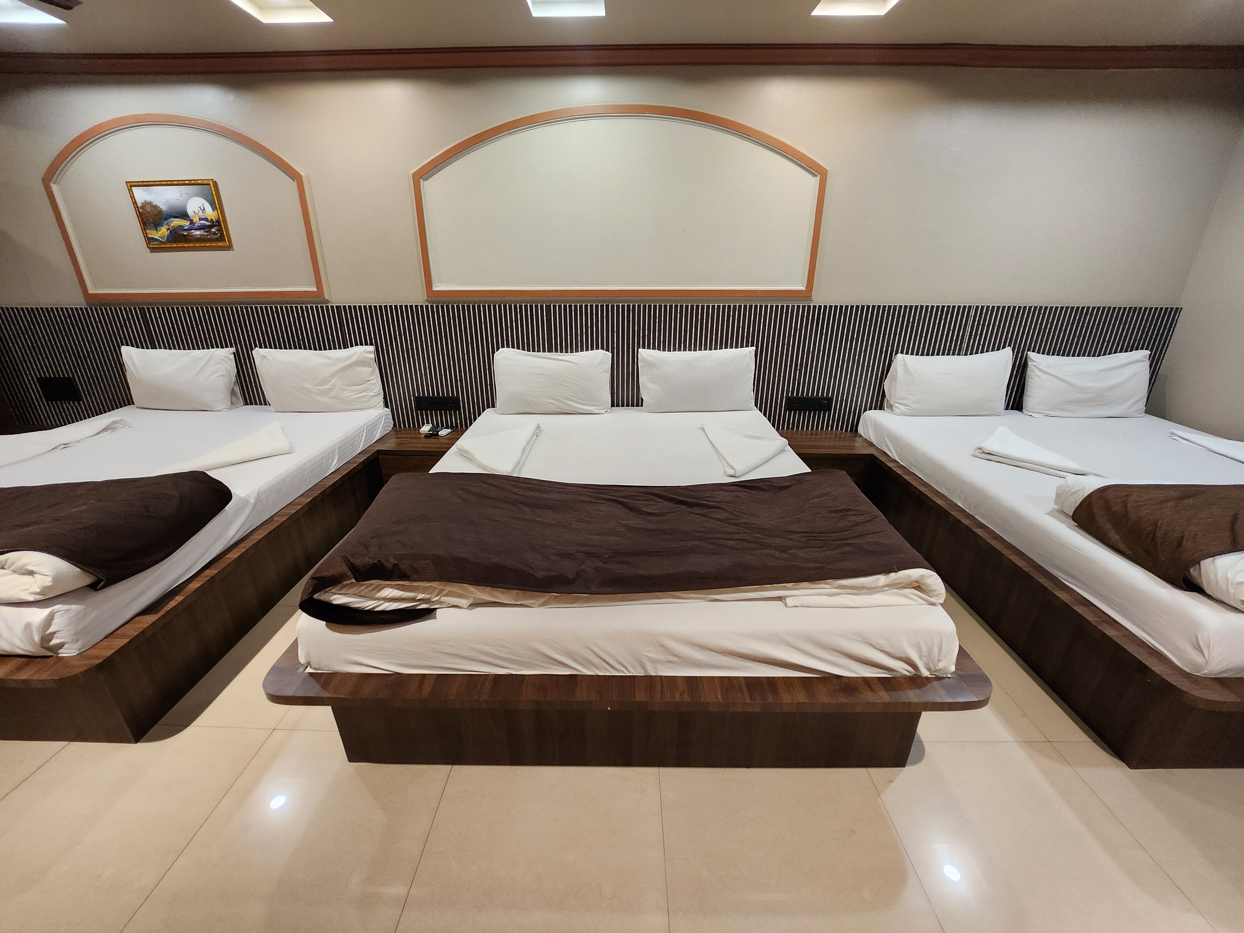 Family Suite Six Bed 1