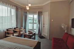 Urban Tavern Guest House, Shillong