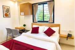 Swaroop Lodge, Pune